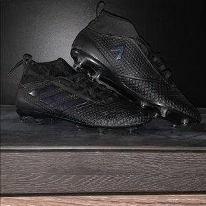 Soccer cleats